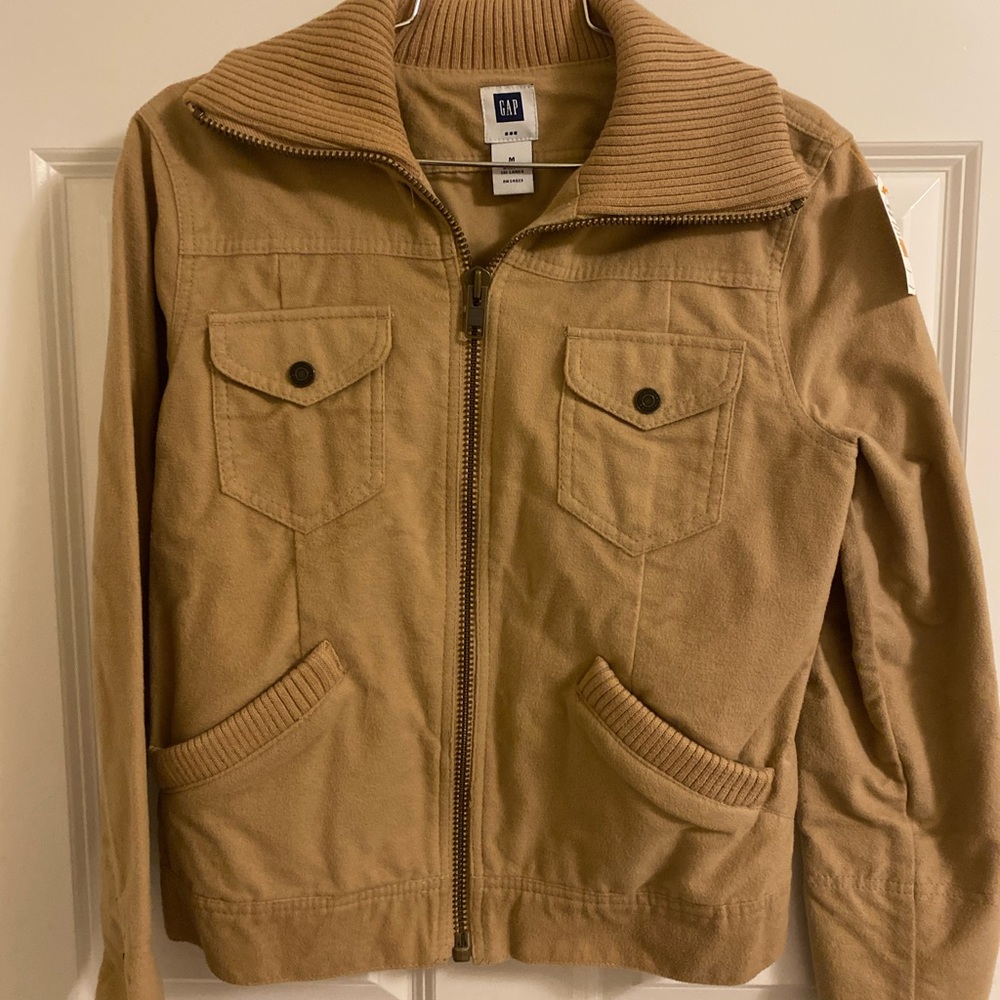 Medium Gap Jacket